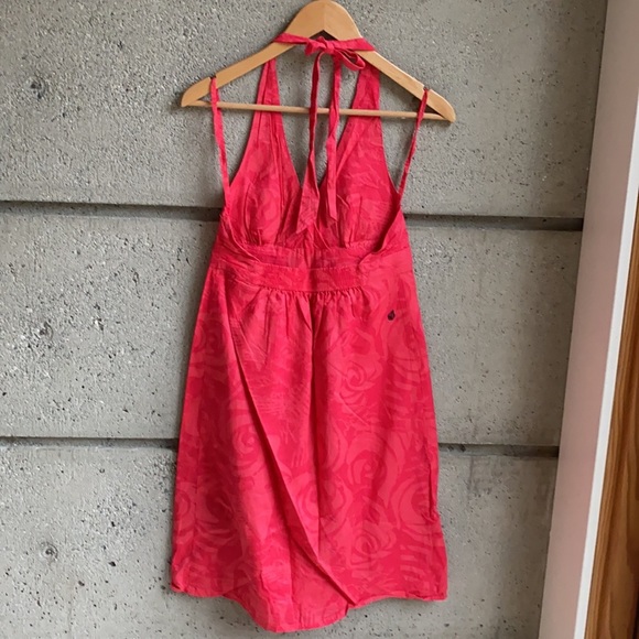 Volcom Halter Dress with subtle “roses” pattern - Picture 1 of 10